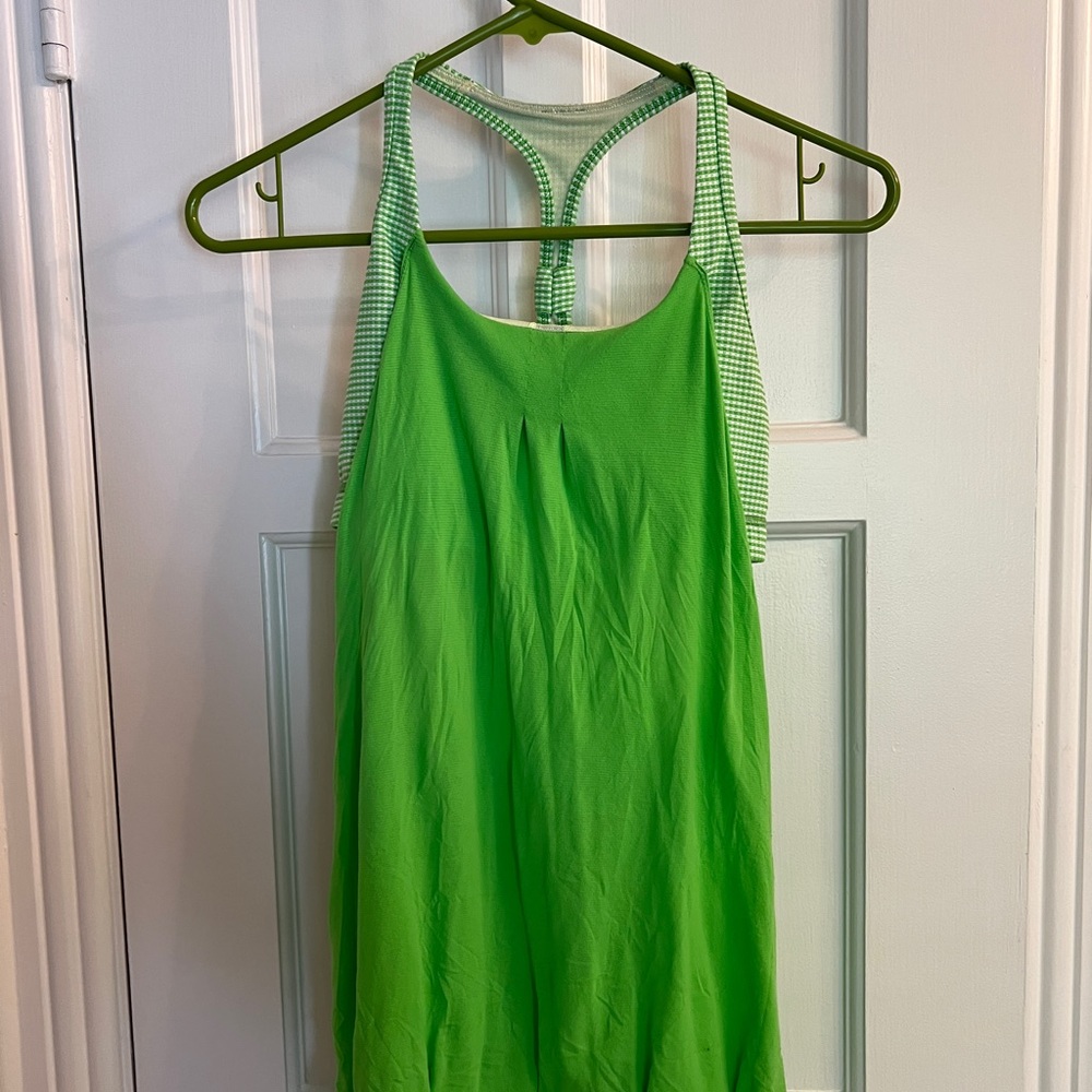 Lululemon tank